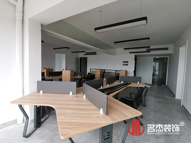 ����װ����ƹ�˾