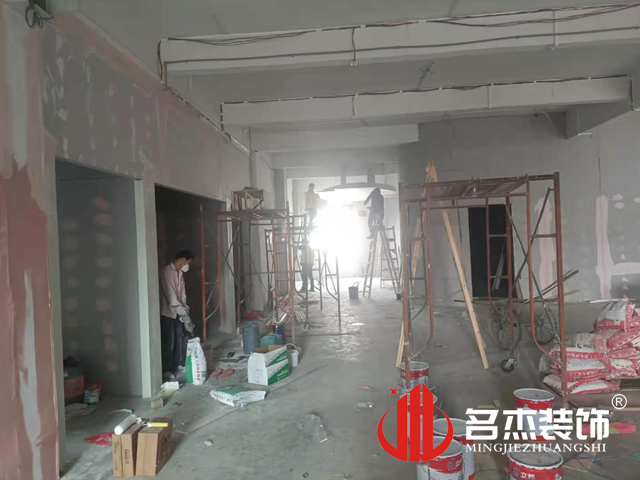 ����װ�����